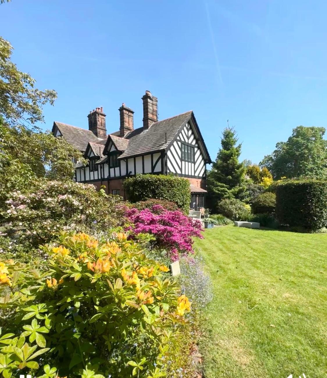 Thornton House Private Country House Thornton Hough Entire House Sleeps 6 Wirral Exteriör bild
